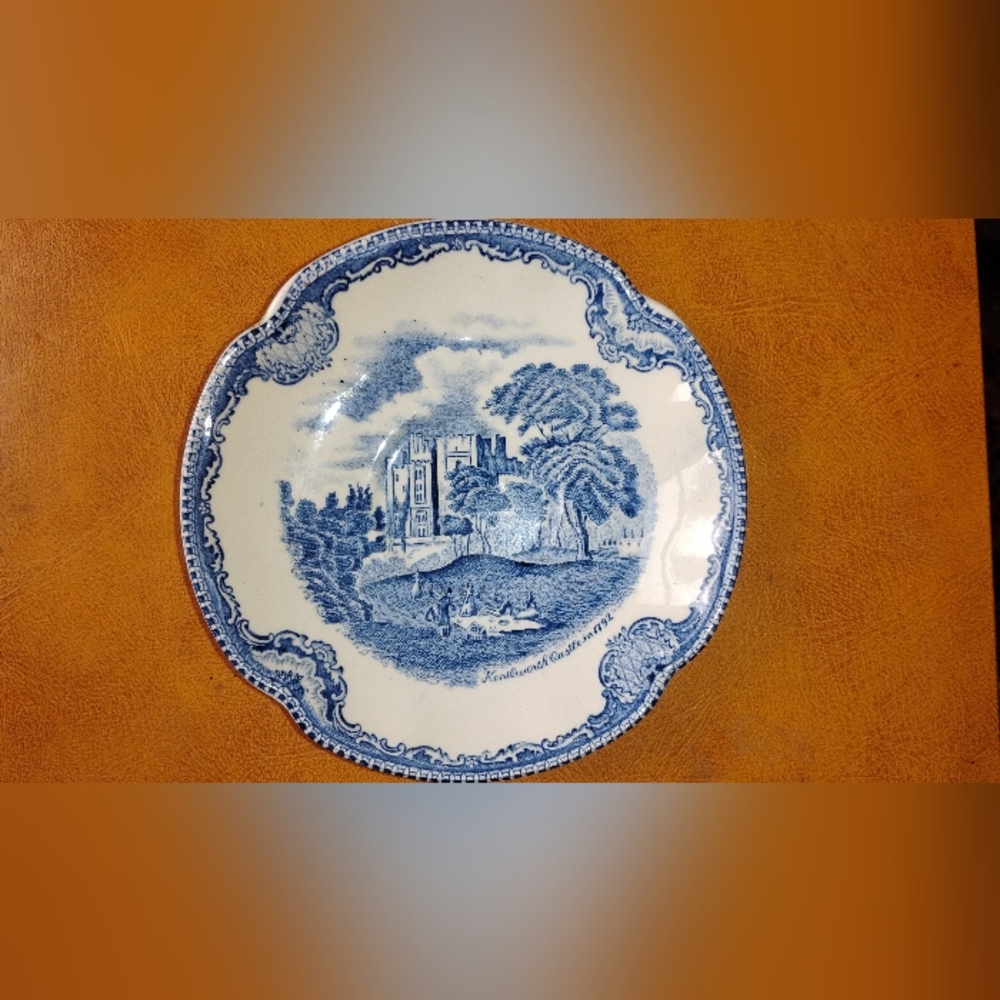 Old Britain Castles   Kenilworth Castle in 1792 And Horse And Carriage Plates